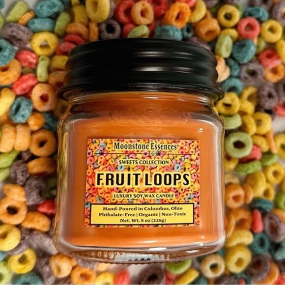 Fruit Loops Luxury Blended Soy Wax Candle - 8oz - Picture 2 of 4
